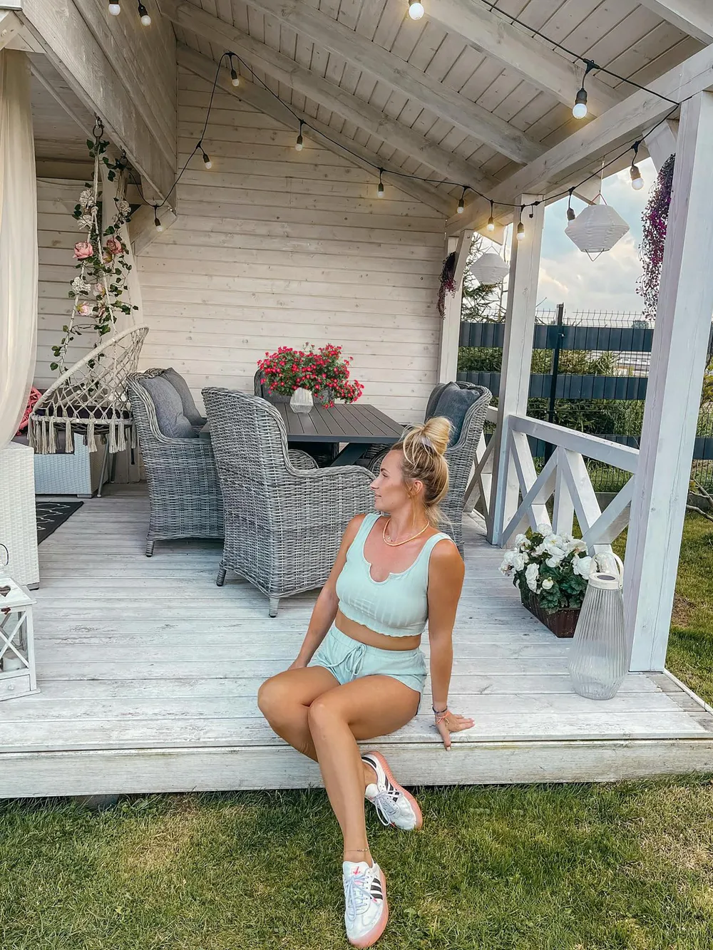 A Garden Dining Set 6 Seater CASCAIS with Cushions PE Rattan Grey - Image 5